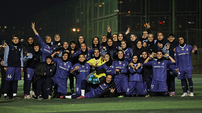 Ava Tehran 1 - 3 Paykan F.C.