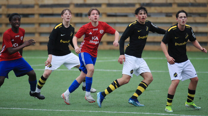 AIK FF 4 v 2 Skogås-Trångsunds FF