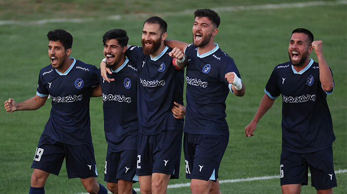 Ario Bam Eslamshahr ۰ v 2 Paykan