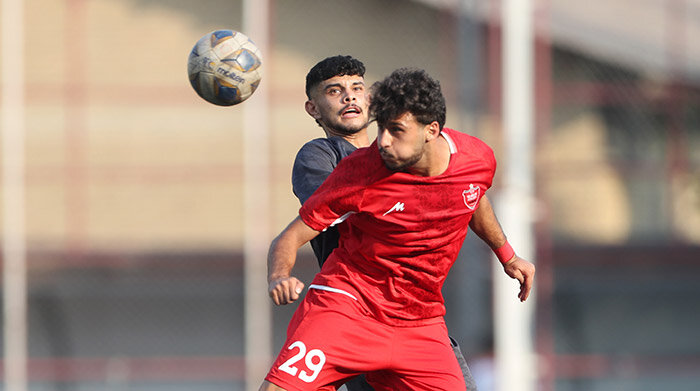 Persepolis ۰ v ۰ Isatis Iranian Paytakht