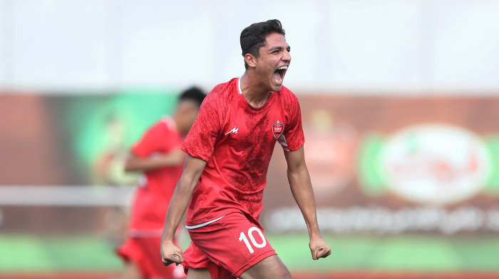 Persepolis 2 v ۰ Narenji Pooshan Koohsar