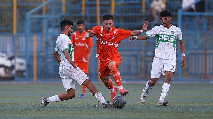 Pas Ghavamin ۰ v 1 Saipa