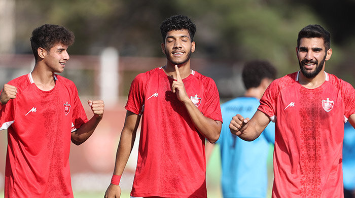 Persepolis 2 v ۰ Blue boys