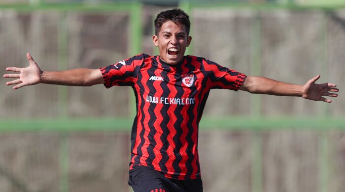 توپان تک رو آتیه ۳ - ۳ آکادمی کیا