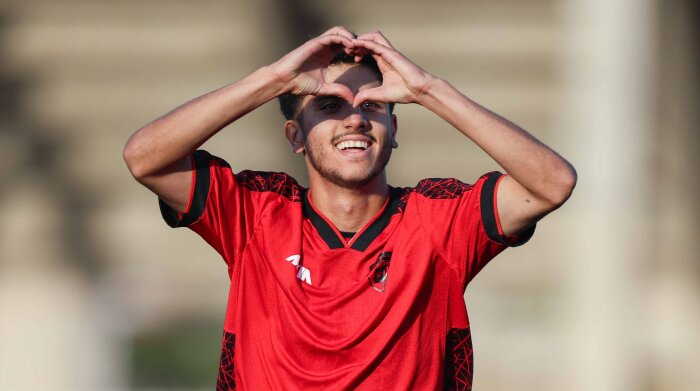 آکادمی کیا ۳ - ۱ پاس قوامین