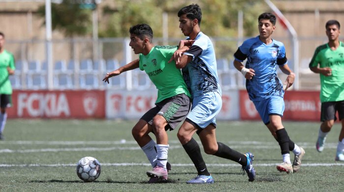 Kia (U-15) ۰ v ۰ () Pars