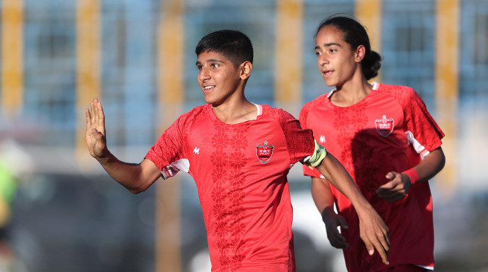 پاس قوامین ۰ - ۲ پرسپولیس