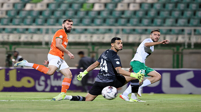 Zob Ahan Esfahan 2 v ۰ Mes Rafsanjan