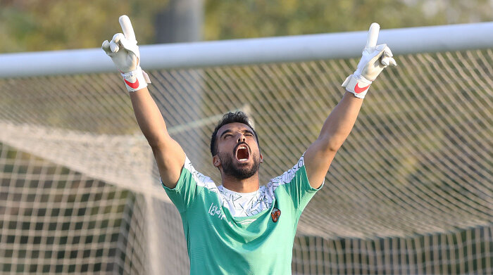 Sepahan (B) 1 (2) v (4) 1 Bargh Shiraz