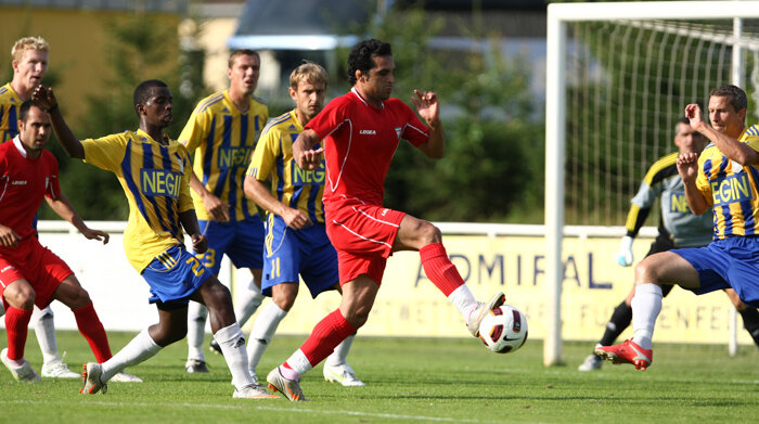 دی استرادا ۰ - ۲ ایران