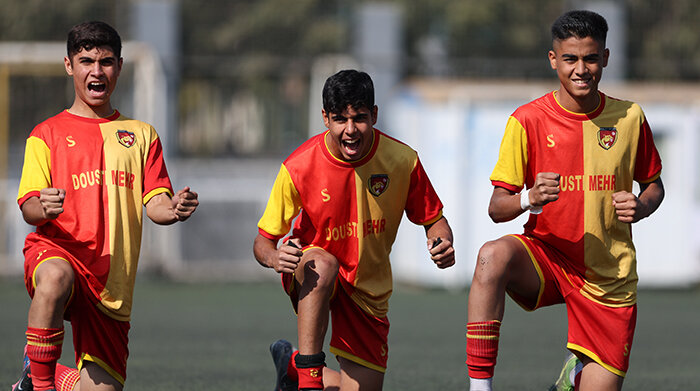 دوستی مهر ۵ - ۲ پارسیان جوان ایرانیان