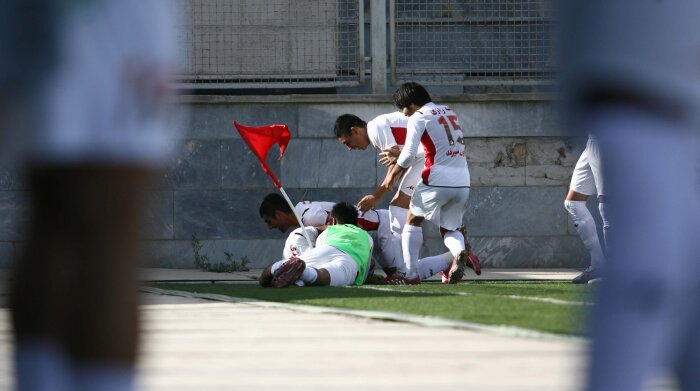 Steel Azin 2 - 0 Damash Tehran