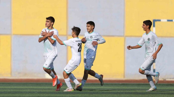 پیکان ۲ - ۰ آکادمی کیا