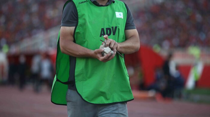 تراکتور ۰ - ۳ Perspolis