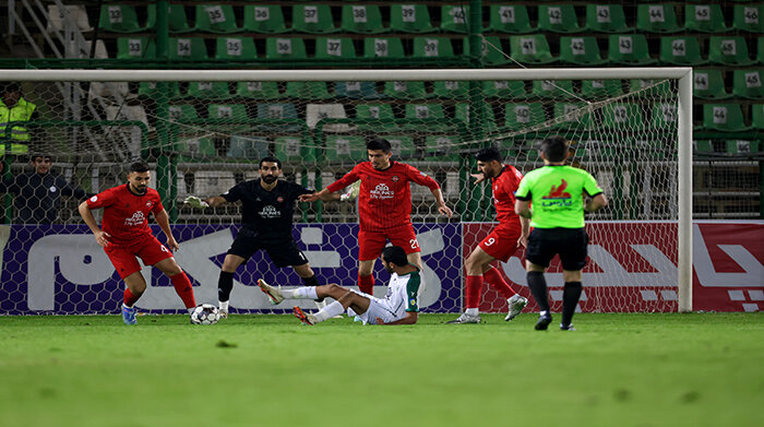 Zob Ahan Esfahan ۰ v ۰ Tractor S.C.