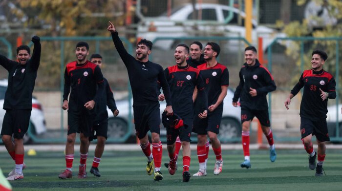 اکباتان تهران ۲ - ۱ استقلال