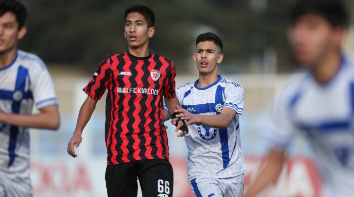 آکادمی کیا ۲ - ۲ توپان تک رو آتیه