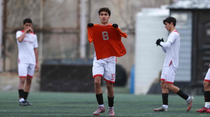 حامی ۱ - ۴ آکادمی کیا