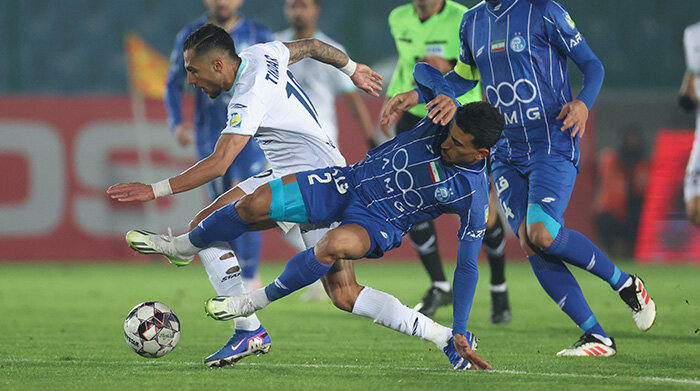 Esteghlal ۰ v 1 Gol Gohar Sirjan