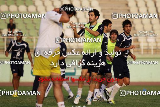 1030015, Tehran, , Esteghlal Football Team Training Session on 2011/08/22 at Shahid Dastgerdi Stadium