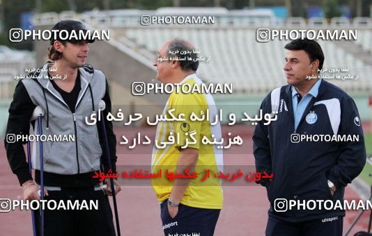 1030642, Tehran, , Esteghlal Football Team Training Session on 2011/08/29 at Shahid Dastgerdi Stadium