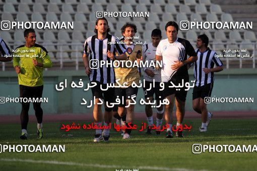 1032611, Tehran, , Esteghlal Football Team Training Session on 2011/09/19 at Shahid Dastgerdi Stadium