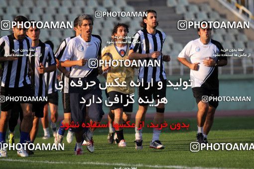 1032610, Tehran, , Esteghlal Football Team Training Session on 2011/09/19 at Shahid Dastgerdi Stadium