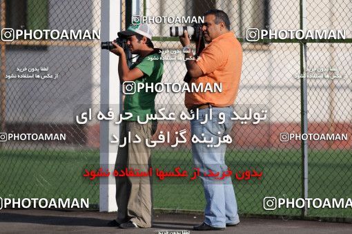 1033115, Tehran, Iran, Persepolis Training Session on 2011/09/24 at Derafshifar Stadium