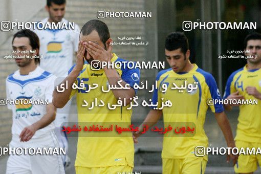 1033384, Tehran, Iran, لیگ برتر فوتبال ایران، Persian Gulf Cup، Week 8، First Leg، Naft Tehran 3 v 1 Malvan Bandar Anzali on 2011/09/25 at Shahid Dastgerdi Stadium