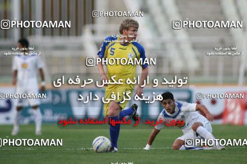 1033399, Tehran, Iran, لیگ برتر فوتبال ایران، Persian Gulf Cup، Week 8، First Leg، Naft Tehran 3 v 1 Malvan Bandar Anzali on 2011/09/25 at Shahid Dastgerdi Stadium