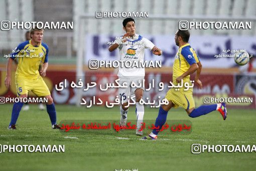 1033651, Tehran, Iran, لیگ برتر فوتبال ایران، Persian Gulf Cup، Week 8، First Leg، Naft Tehran 3 v 1 Malvan Bandar Anzali on 2011/09/25 at Shahid Dastgerdi Stadium