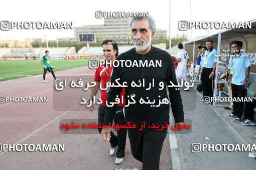 1033656, Tehran, Iran, لیگ برتر فوتبال ایران، Persian Gulf Cup، Week 8، First Leg، Naft Tehran 3 v 1 Malvan Bandar Anzali on 2011/09/25 at Shahid Dastgerdi Stadium