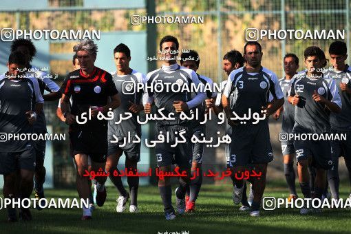 1033974, Tehran, , Persepolis Football Team Training Session on 2011/09/27 at Kheyrieh Amal Stadium