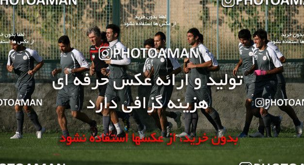1033966, Tehran, , Persepolis Football Team Training Session on 2011/09/27 at Kheyrieh Amal Stadium