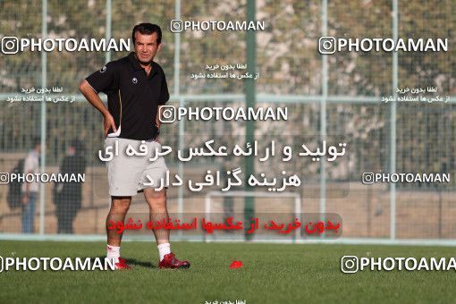 1038354, Tehran, , Persepolis Football Team Training Session on 2011/10/05 at Kheyrieh Amal Stadium