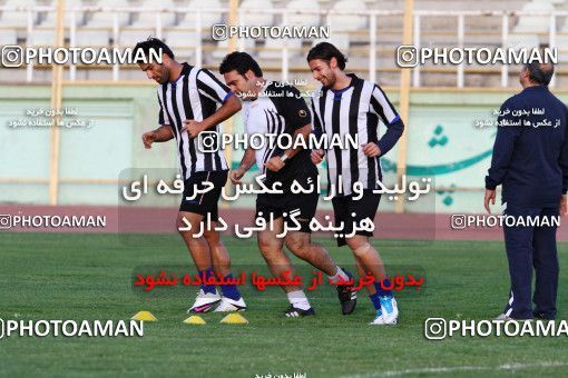 1038527, Tehran, , Esteghlal Football Team Training Session on 2011/10/08 at Shahid Dastgerdi Stadium