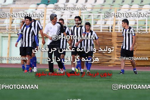 1038553, Tehran, , Esteghlal Football Team Training Session on 2011/10/08 at Shahid Dastgerdi Stadium