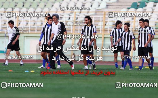 1038544, Tehran, , Esteghlal Football Team Training Session on 2011/10/08 at Shahid Dastgerdi Stadium