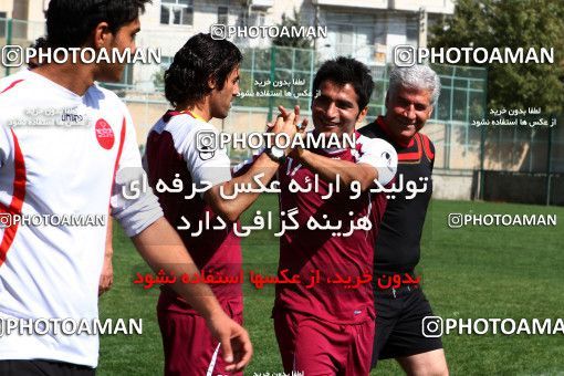 1038639, Tehran, , Persepolis Football Team Training Session on 2011/10/12 at Kheyrieh Amal Stadium