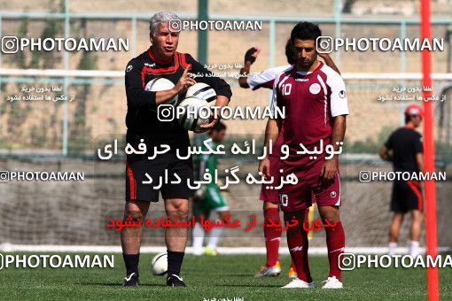 1038680, Tehran, , Persepolis Training Session on 2011/10/12 at Kheyrieh Amal Stadium