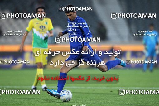 1040099, Tehran, [*parameter:4*], لیگ برتر فوتبال ایران، Persian Gulf Cup، Week 10، First Leg، Esteghlal 1 v 1 Rah Ahan on 2011/10/14 at Azadi Stadium