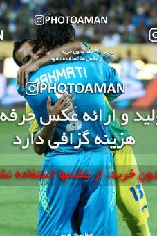 1040620, Tehran, [*parameter:4*], لیگ برتر فوتبال ایران، Persian Gulf Cup، Week 10، First Leg، Esteghlal 1 v 1 Rah Ahan on 2011/10/14 at Azadi Stadium