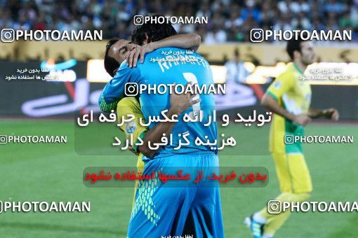 1040575, Tehran, [*parameter:4*], لیگ برتر فوتبال ایران، Persian Gulf Cup، Week 10، First Leg، Esteghlal 1 v 1 Rah Ahan on 2011/10/14 at Azadi Stadium