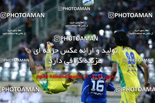 1040505, Tehran, [*parameter:4*], لیگ برتر فوتبال ایران، Persian Gulf Cup، Week 10، First Leg، Esteghlal 1 v 1 Rah Ahan on 2011/10/14 at Azadi Stadium