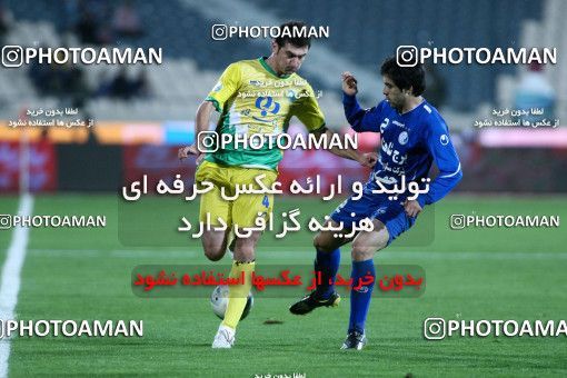 1040566, Tehran, [*parameter:4*], لیگ برتر فوتبال ایران، Persian Gulf Cup، Week 10، First Leg، Esteghlal 1 v 1 Rah Ahan on 2011/10/14 at Azadi Stadium