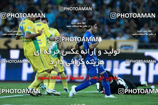 1040541, Tehran, [*parameter:4*], لیگ برتر فوتبال ایران، Persian Gulf Cup، Week 10، First Leg، Esteghlal 1 v 1 Rah Ahan on 2011/10/14 at Azadi Stadium