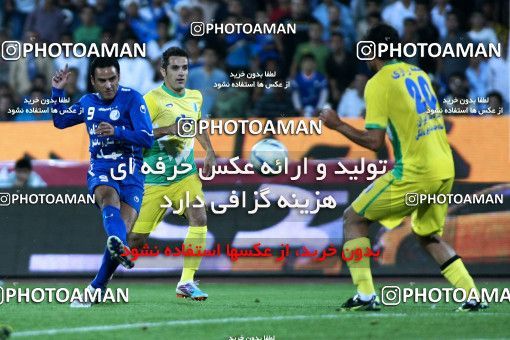 1040511, Tehran, [*parameter:4*], لیگ برتر فوتبال ایران، Persian Gulf Cup، Week 10، First Leg، Esteghlal 1 v 1 Rah Ahan on 2011/10/14 at Azadi Stadium