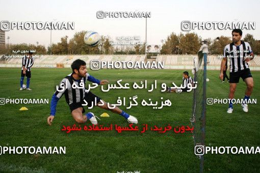 1041142, Tehran, , Esteghlal Football Team Training Session on 2011/10/17 at Shahid Dastgerdi Stadium