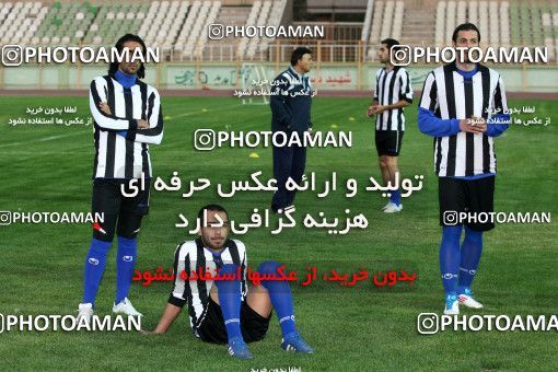 1041136, Tehran, , Esteghlal Football Team Training Session on 2011/10/17 at Shahid Dastgerdi Stadium
