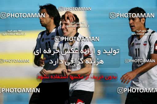 1041304, Tehran, [*parameter:4*], لیگ برتر فوتبال ایران، Persian Gulf Cup، Week 11، First Leg، Rah Ahan 1 v 1 Sepahan on 2011/10/20 at Ekbatan Stadium